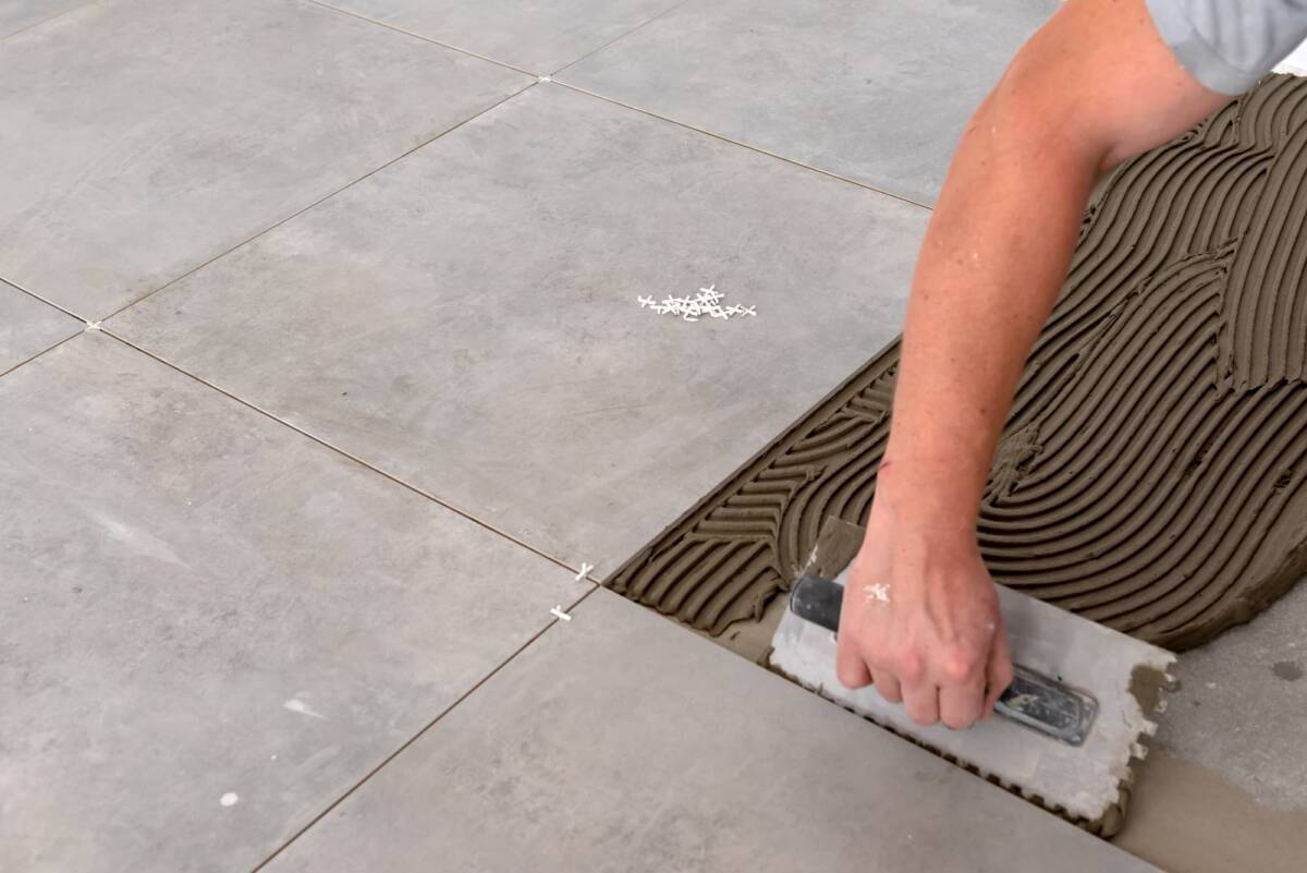 CARRELAGE EN CÉRAMIQUE | NEF Concept Comment bien poser du carrelage sans faire d’erreurs ? Wittelsheim