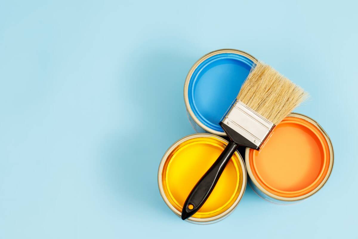 Peinture satin&eacute;e ou mate : laquelle est la plus facile &agrave; entretenir au quotidien ? Thann